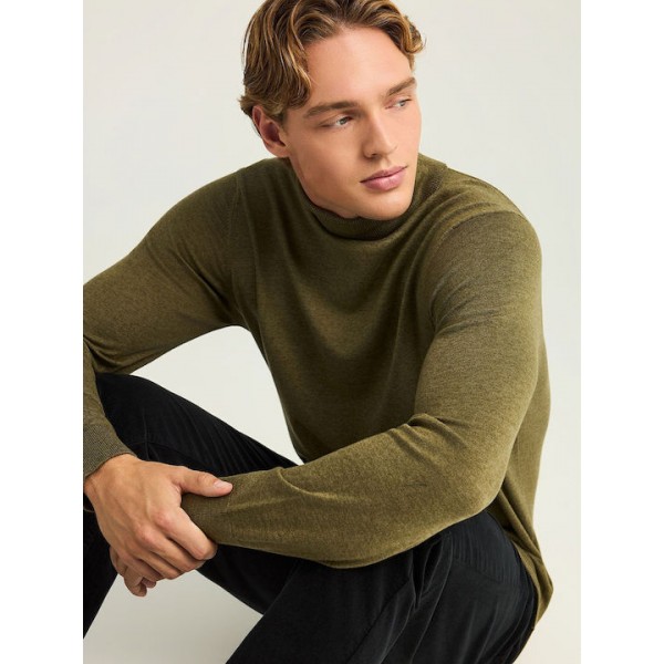 FUNKY BUDDHA Ανδρική πλεκτή μπλούζα με ψηλή λαιμόκοψη Hunter Green FBM012-005-09 FUNKY BUDDHA Ανδρική πλεκτή μπλούζα με ψηλή λαιμόκοψη Hunter Green FBM012-005-09