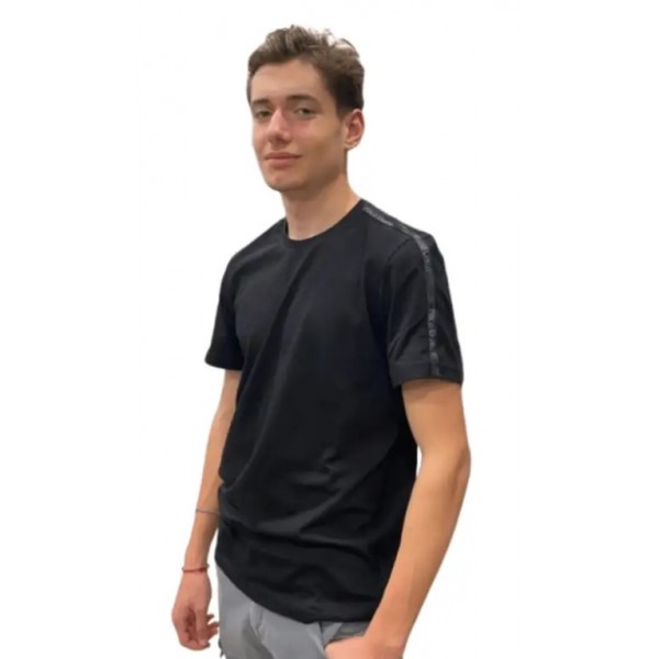 PACO & CO ΑΝΔΡΙΚΟ ΚΟΝΤΟΜΑΝΙΚΟ T-SHIRT 2531059 BLACK PACO & CO ΑΝΔΡΙΚΟ ΚΟΝΤΟΜΑΝΙΚΟ T-SHIRT 2531059 BLACK