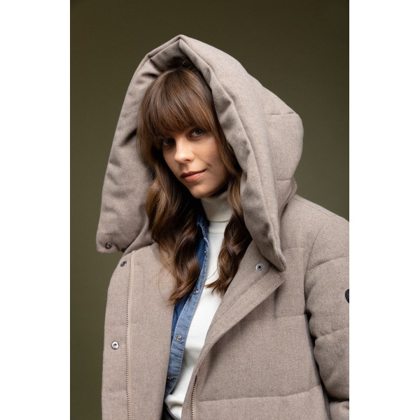 Biston fashion γυναικείο μακρύ μπουφάν με ενσωματωμένη κουκούλα